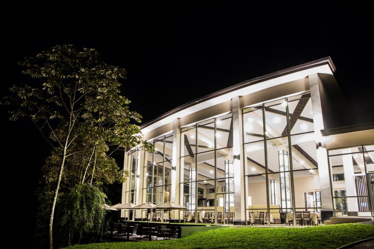 Hotel Lomas Del Volcan La Fortuna 외부 사진