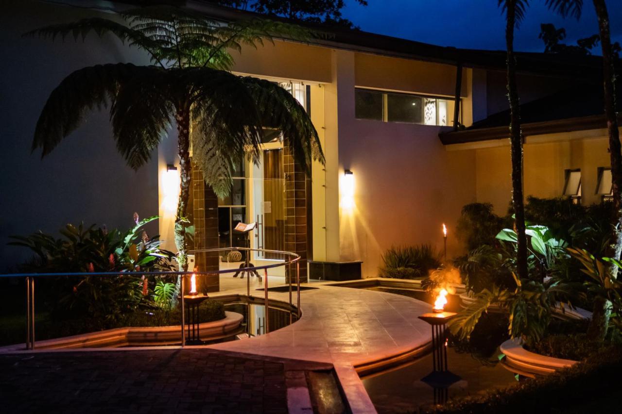 Hotel Lomas Del Volcan La Fortuna 외부 사진